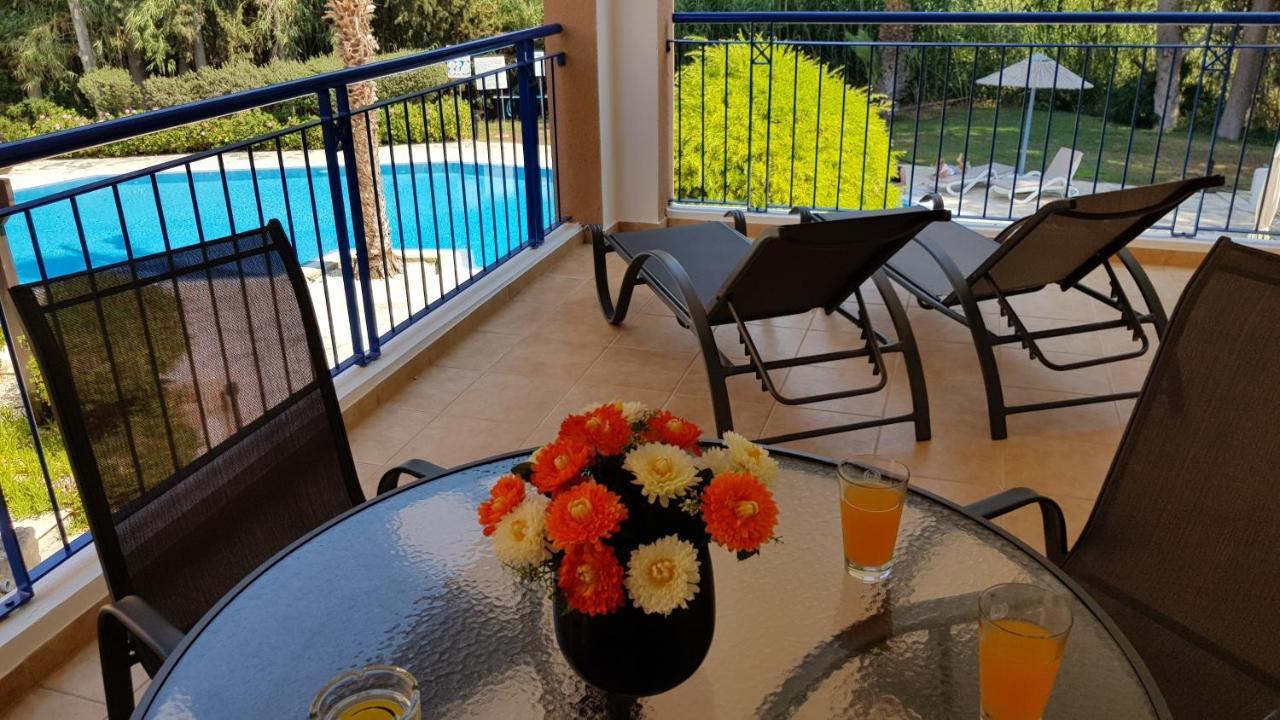 Paradise Gardens IV 2 Bd Amazing Apartment Paphos Exteriör bild