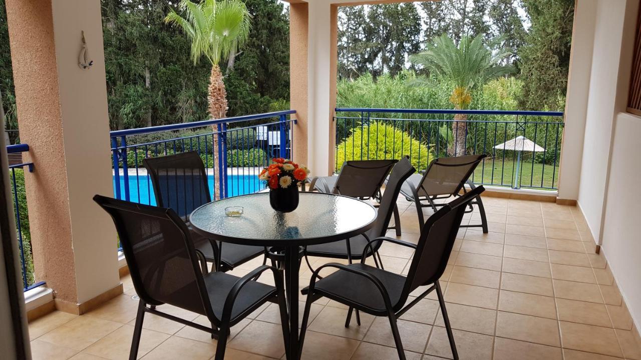 Paradise Gardens IV 2 Bd Amazing Apartment Paphos Exteriör bild