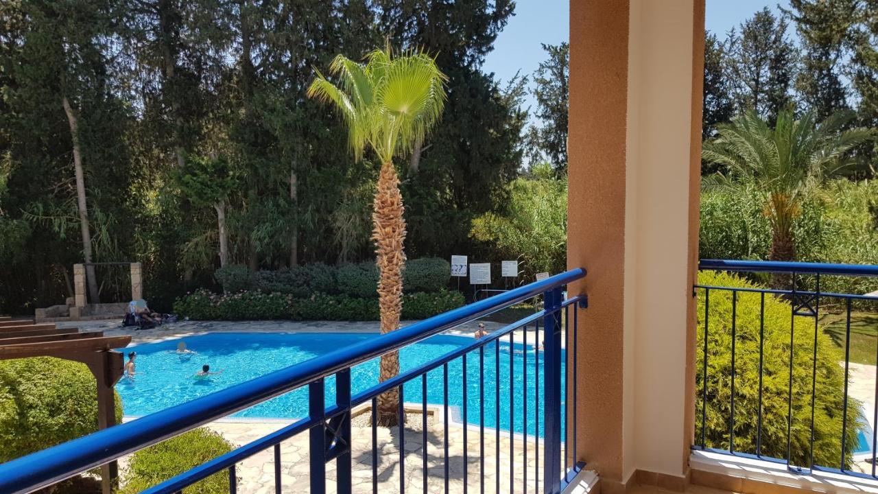 Paradise Gardens IV 2 Bd Amazing Apartment Paphos Exteriör bild