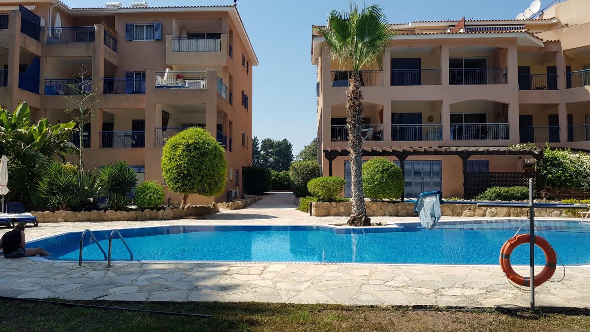 Paradise Gardens IV 2 Bd Amazing Apartment Paphos Exteriör bild