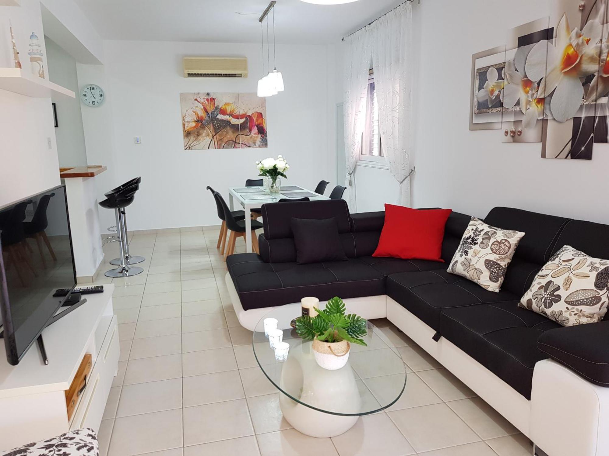 Paradise Gardens IV 2 Bd Amazing Apartment Paphos Exteriör bild